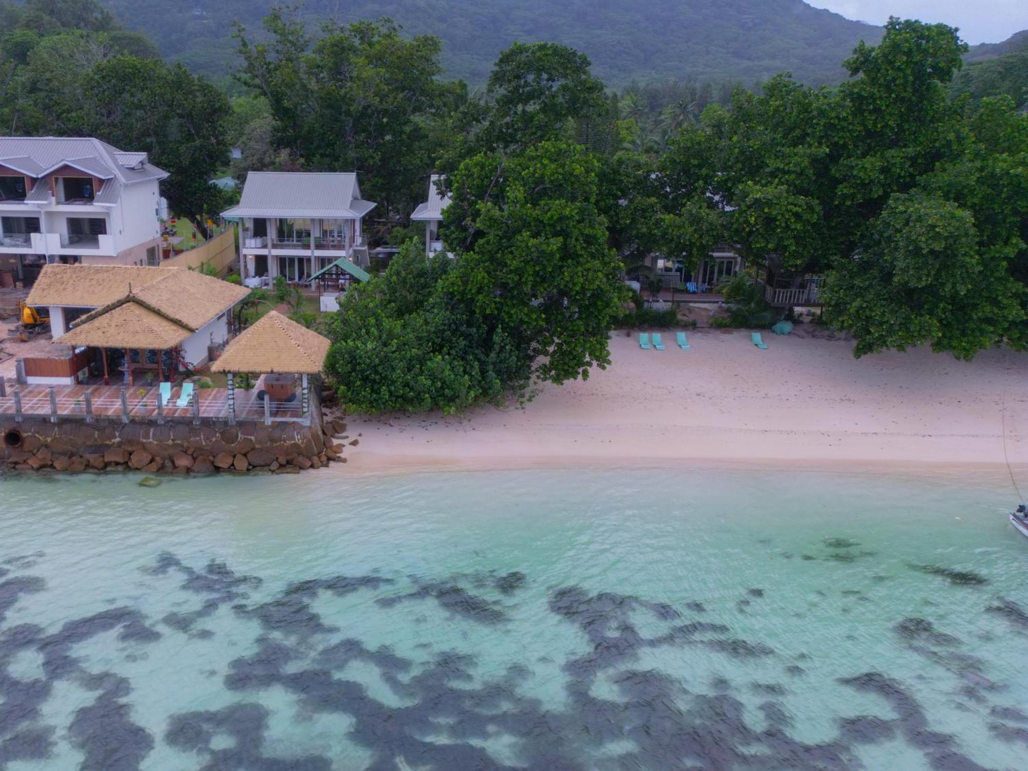 Hotel Luxury &