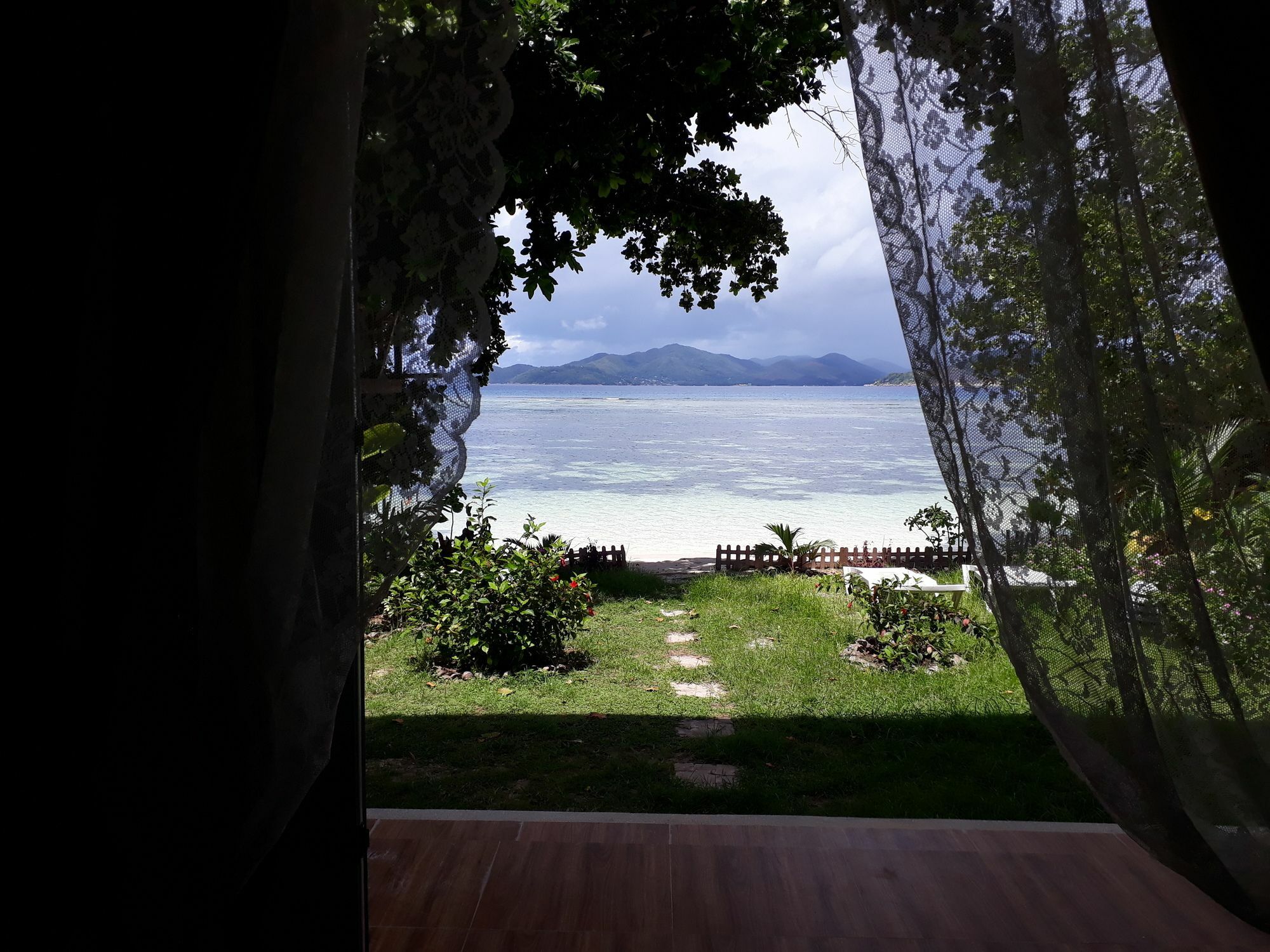 Luxury & La Digue